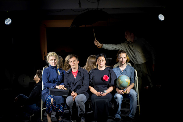 Лето – время любимых спектаклей и читок в Stadia. 